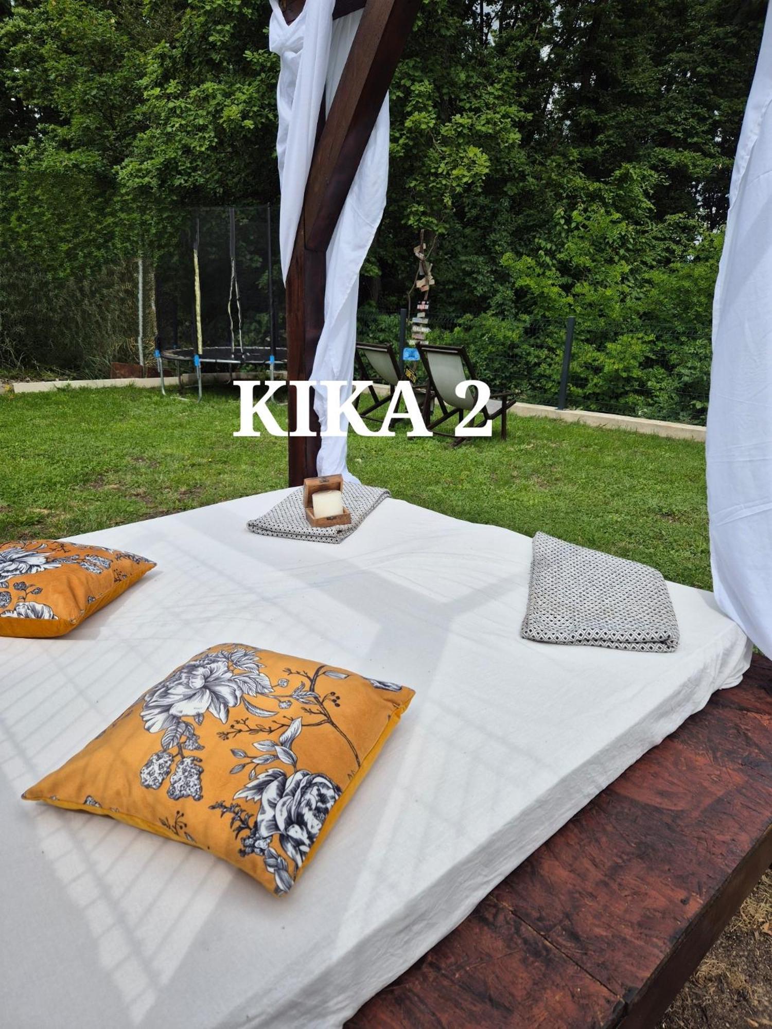 Kika Apartmani-Free Parking- 7 Km Od Centra Zagreb Rum bild